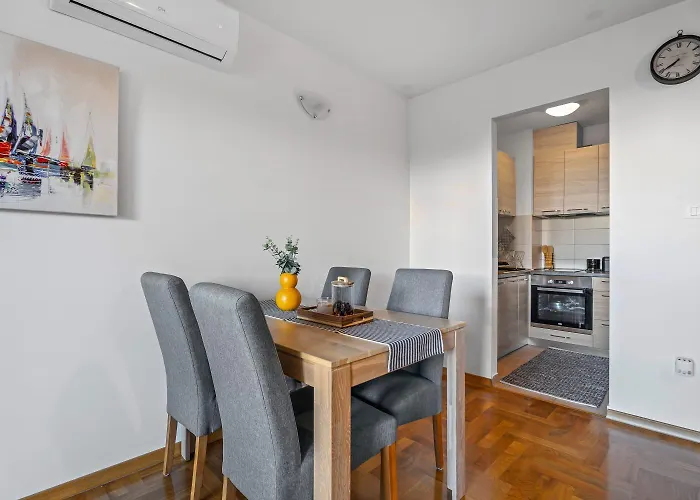 Maya By Litto Apartman *